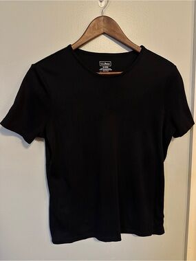 L.L. Bean Women’s Black Crew Neck Short Sleeve Shirt